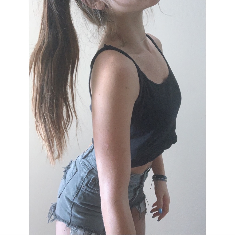 oversized loose black crop vintage tank top